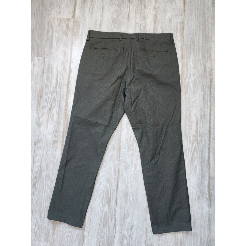 Old Navy Ultimate Slim Built-In Flex Soft Touch Chino Pants Dark Green 38x30 EUC - Picture 9 of 9